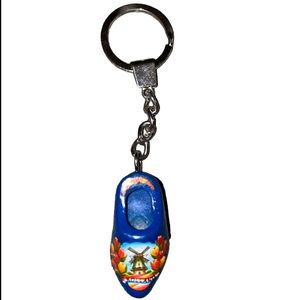 Holland Souvenir Dutch keyholder "Wodden Shoe" - Klomp Sleutelaanhangertje Blue